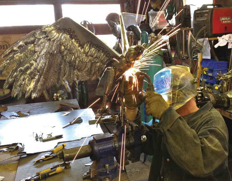 全球钣金新闻-金属制造狂：焊工制作动物的金属钣金-首页｜虎牙官网-虎牙(中国)一站式服务官网